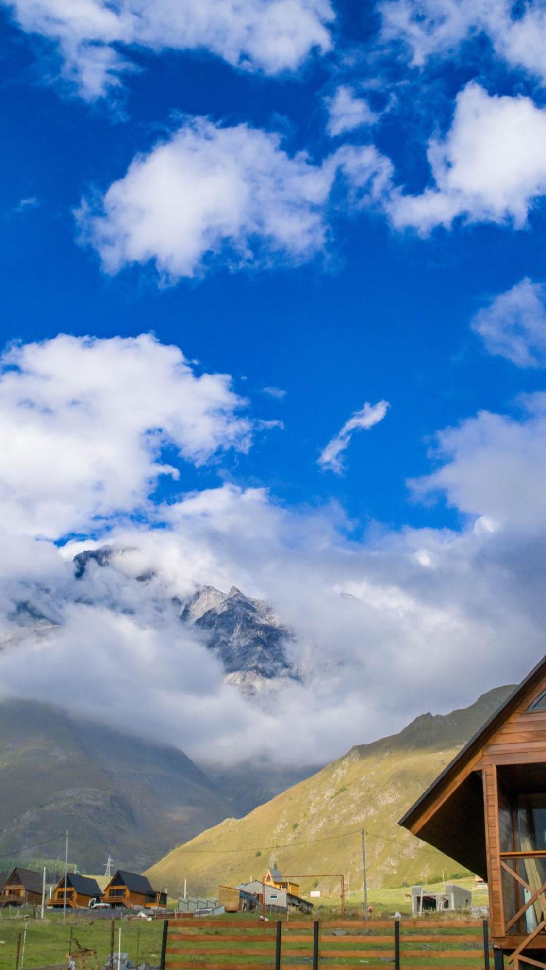 Cliffside Cottage Kazbegi Екстер'єр фото